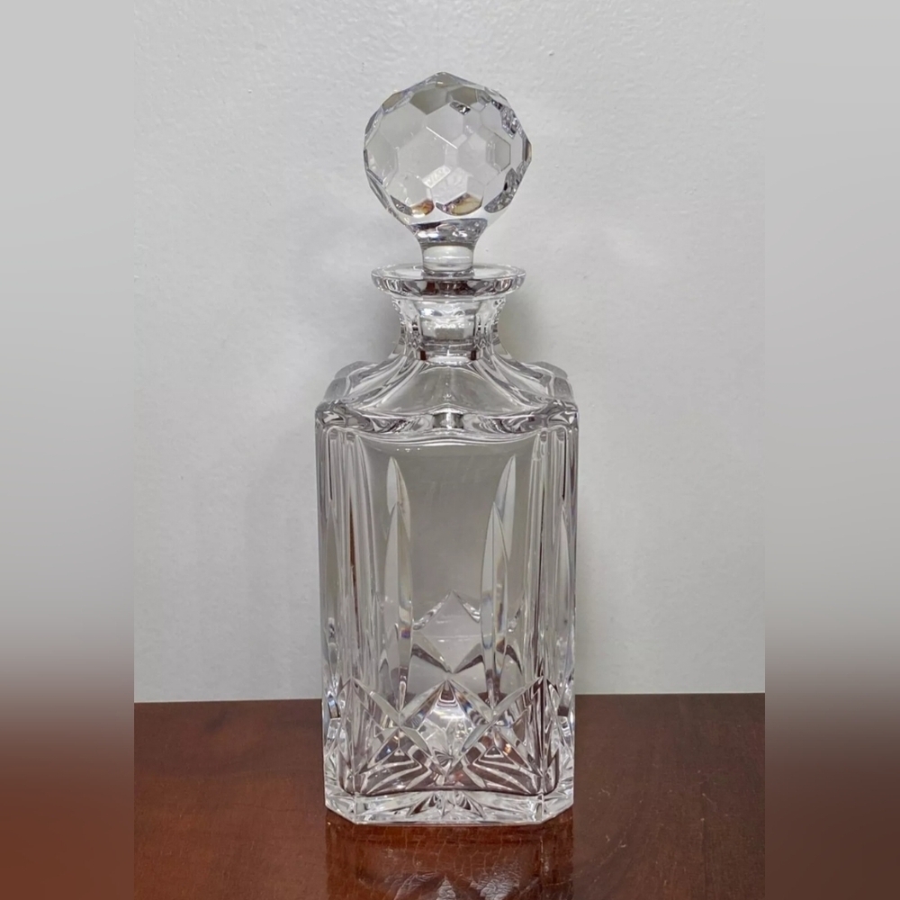 Vintage Signed ATLANTIS "Miguel" Genuine Hand Blown Crystal 10" Square Decanter - Picture 4 of 13